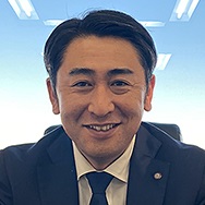 （株）タカヨシホールディングス 代表取締役社長 黒田智也氏